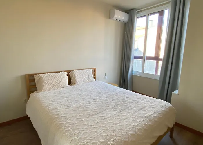 One-bedroom In The Center Of Nova De Gaia Vila Nova de Gaia