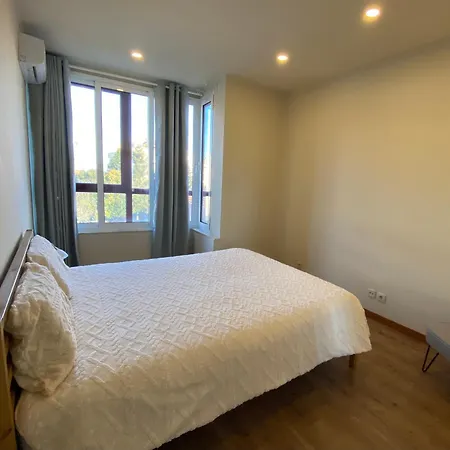 One-bedroom In The Center Of Nova De Gaia Vila Nova de Gaia
