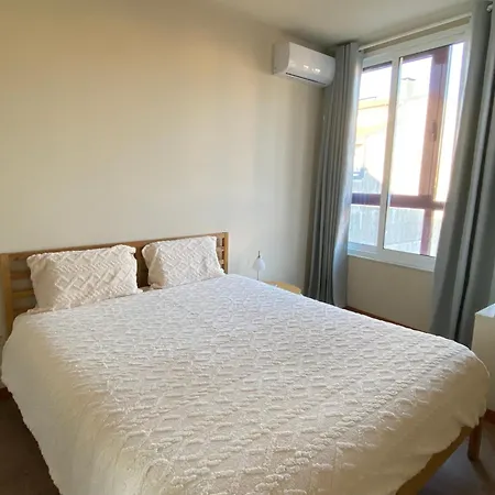 One-bedroom In The Center Of Nova De Gaia Vila Nova de Gaia