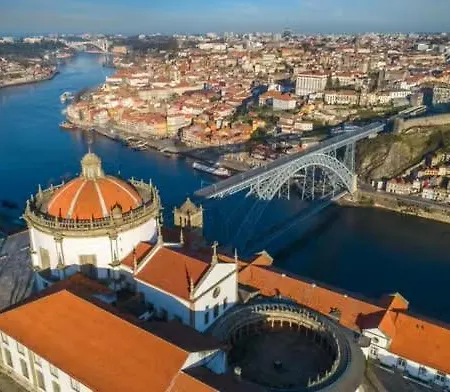 One-bedroom In The Center Of Nova De Gaia * Vila Nova de Gaia